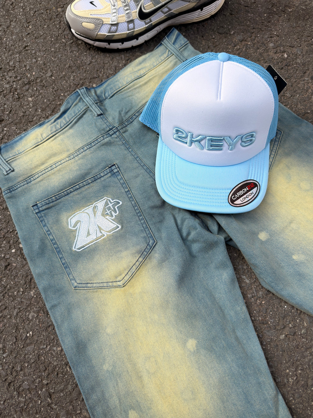2KEYS — Capo Crush Denim
