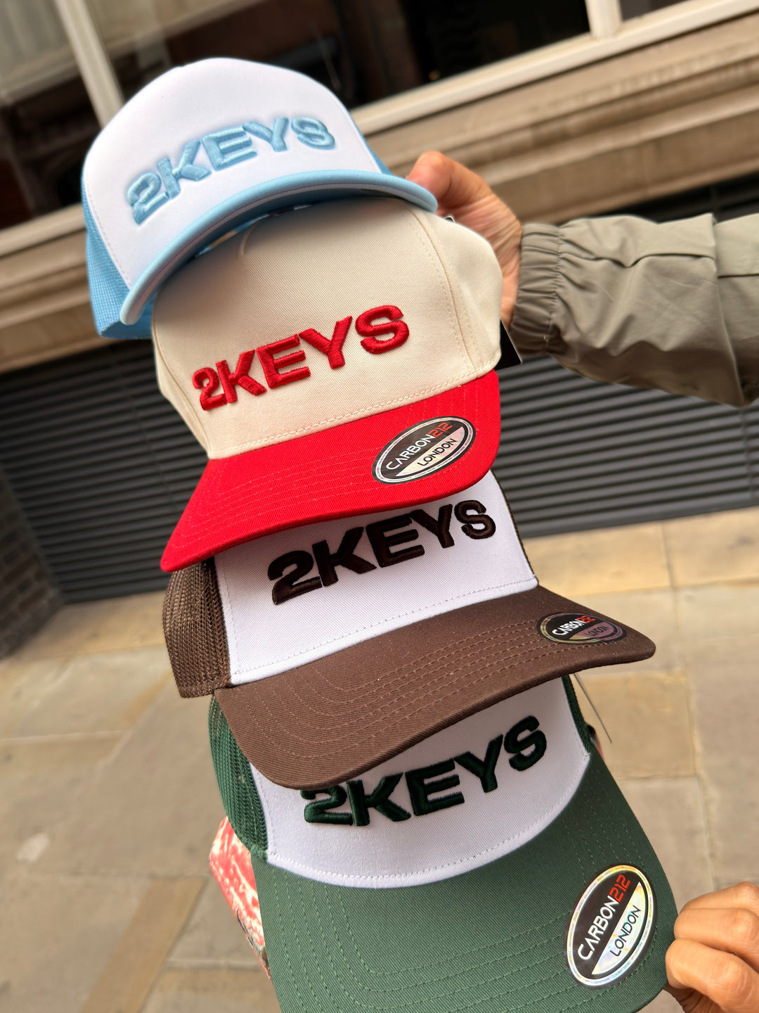 2KEYS — Classic BB Caps